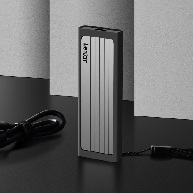 Lexar® E6 M.2 SSD Enclosure (Premium Aluminum Enclosure design, Rubber bumper, Type-C-to-Type-C cable)